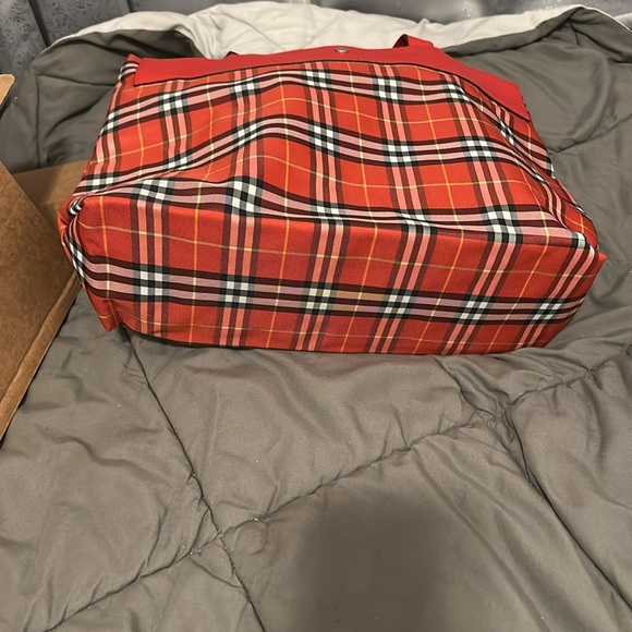 BURBERRY Red Plaid Tote Bag - Picture 4 of 10
